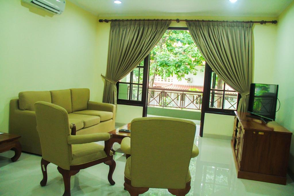 Country Woods Jakarta Cilandak (Jakarta) Exterior foto